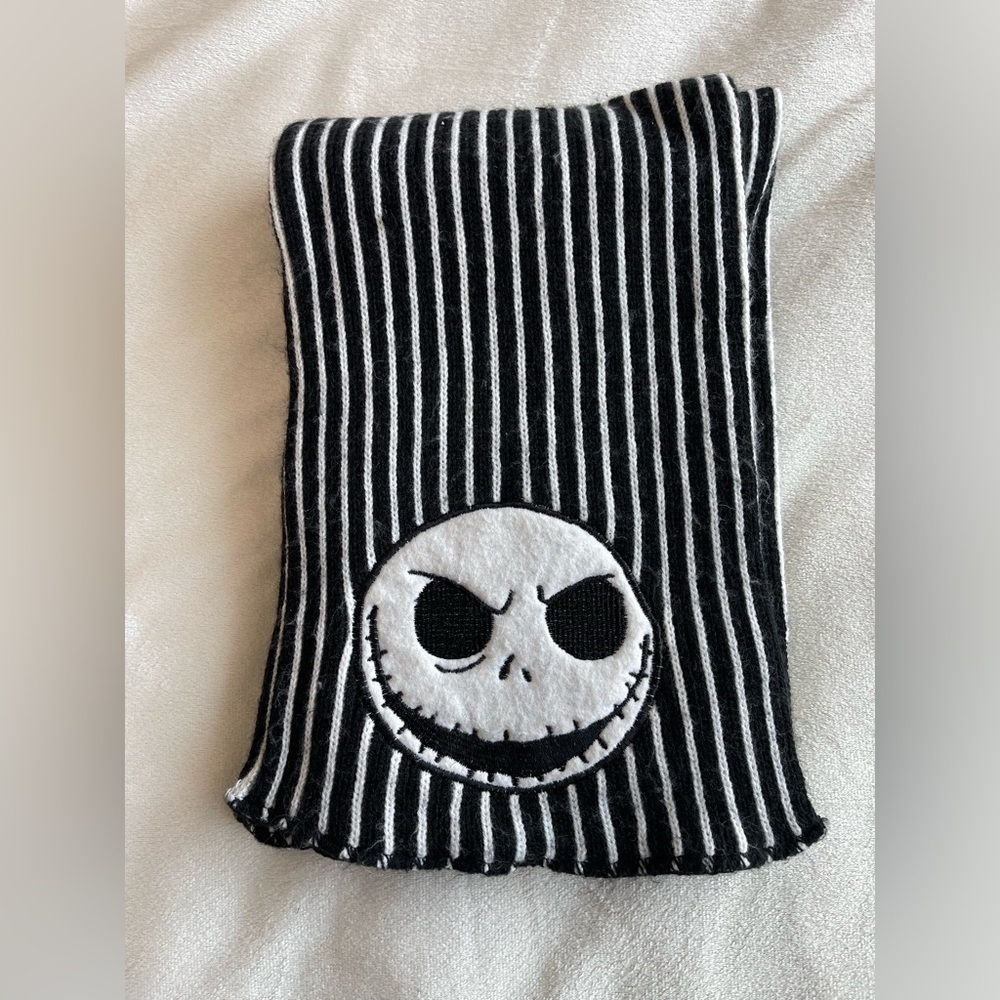 Nightmare Before Christmas Jack Skeleton Striped Scarf - Picture 3 of 5